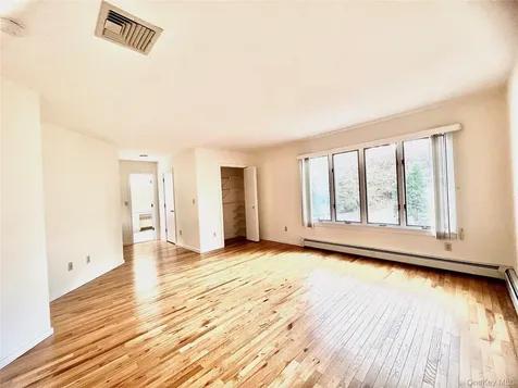 15 Evon Court Scarsdale NY 10583
