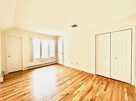 15 Evon Court Scarsdale NY 10583