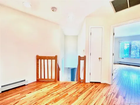15 Evon Court Scarsdale NY 10583