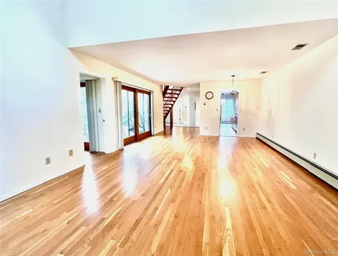 15 Evon Court Scarsdale NY 10583