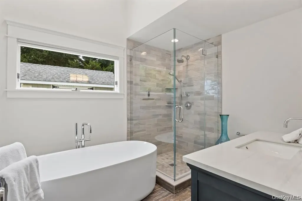 88 Dyke Road Setauket NY 11733