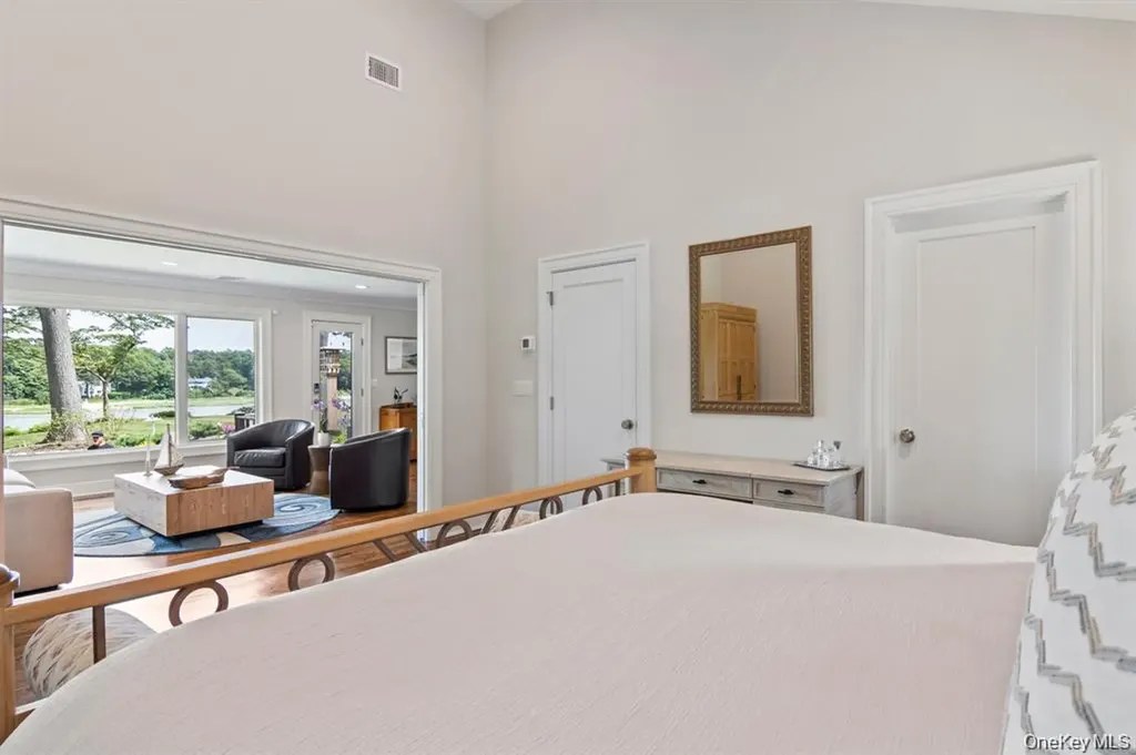 88 Dyke Road Setauket NY 11733