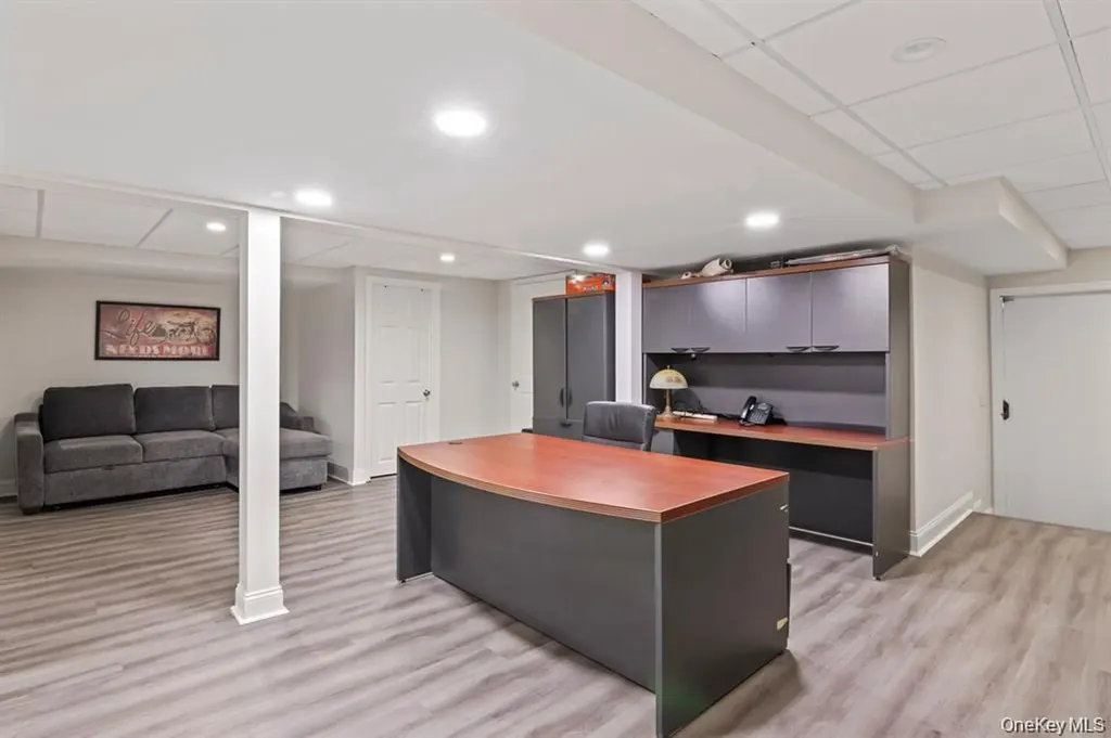 88 Dyke Road Setauket NY 11733