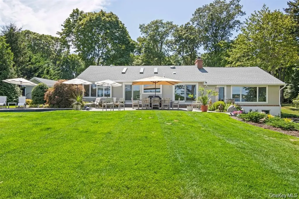 88 Dyke Road Setauket NY 11733