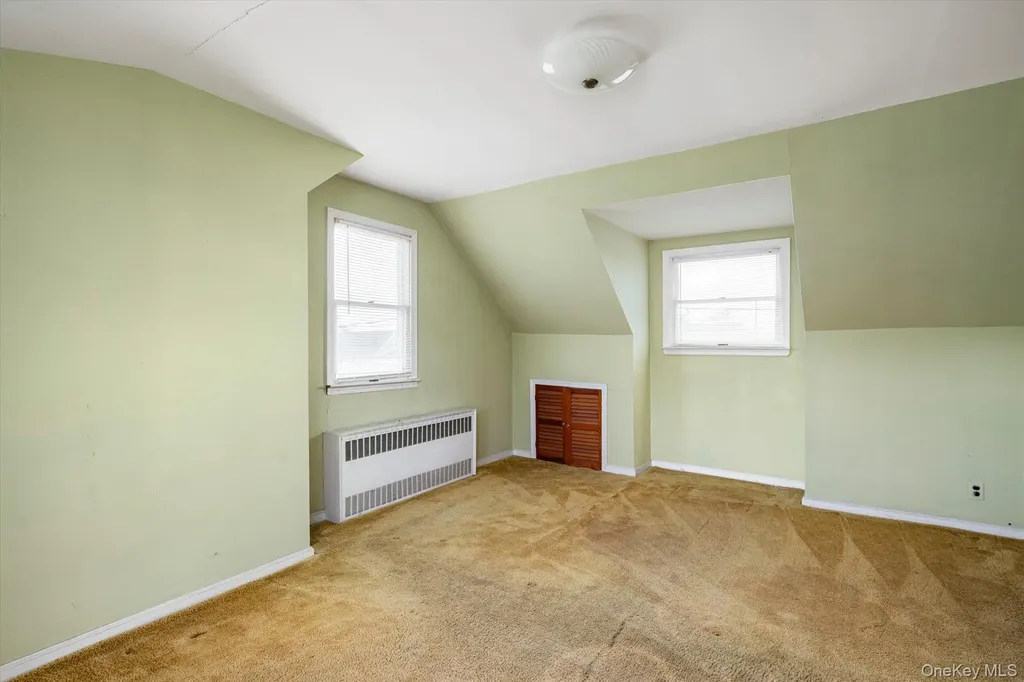 64 Arlyn Drive E Massapequa NY 11758