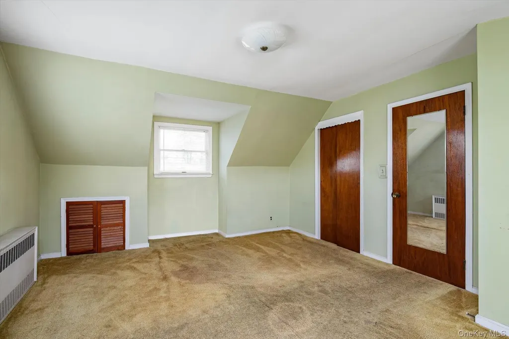 64 Arlyn Drive E Massapequa NY 11758