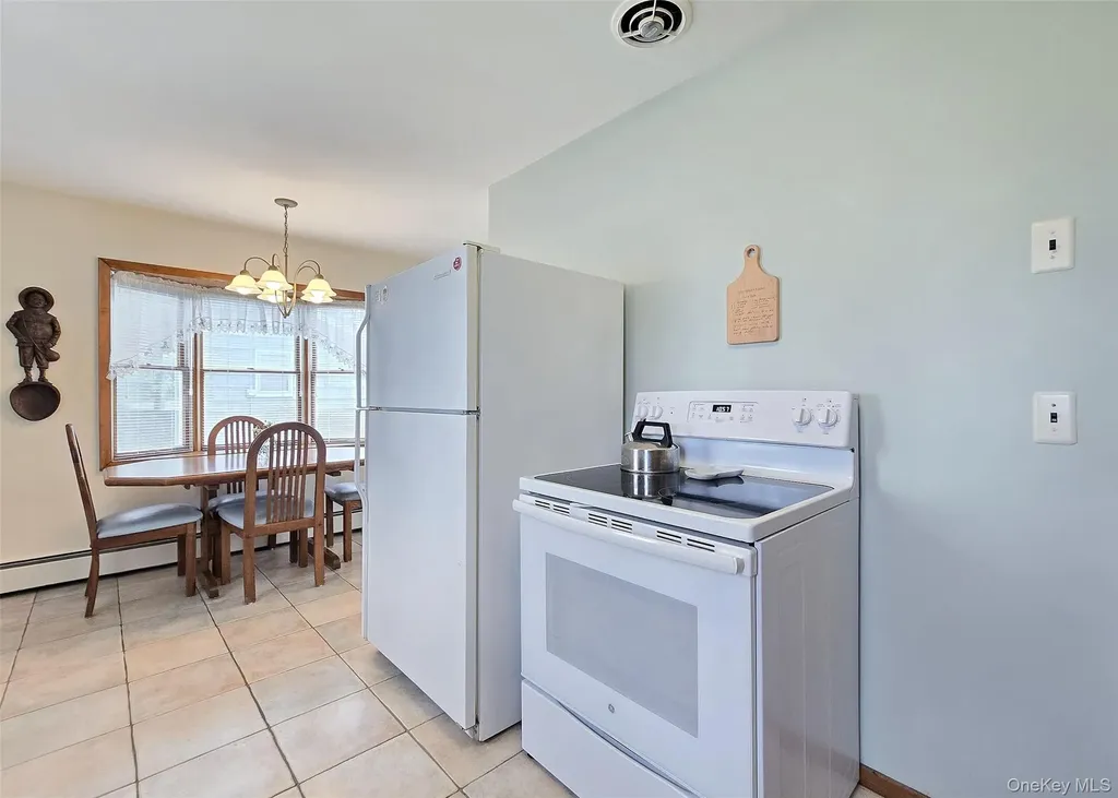 23 Herbert Circle Patchogue NY 11772