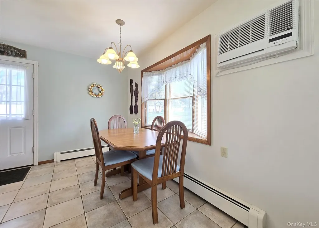 23 Herbert Circle Patchogue NY 11772