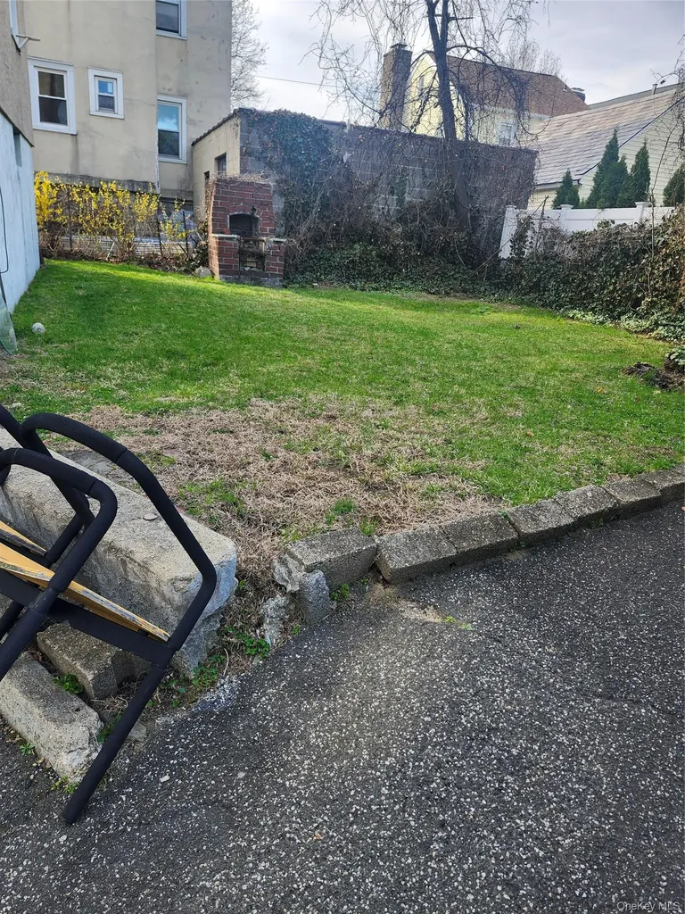 129 Hillside Avenue Mount Vernon NY 10553