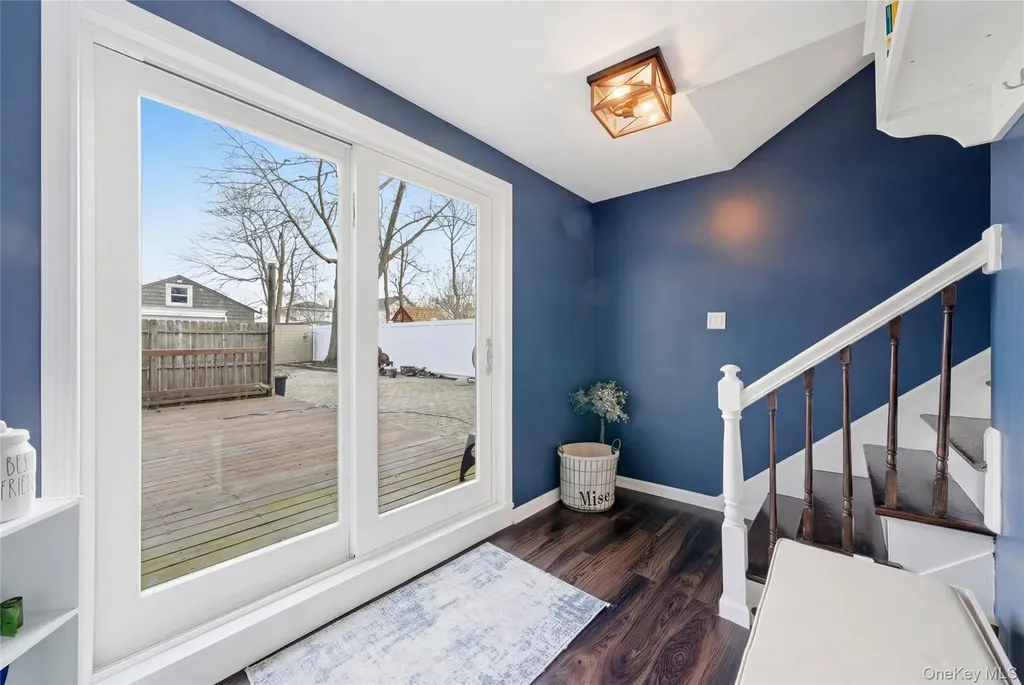205 Oak Street Patchogue NY 11772