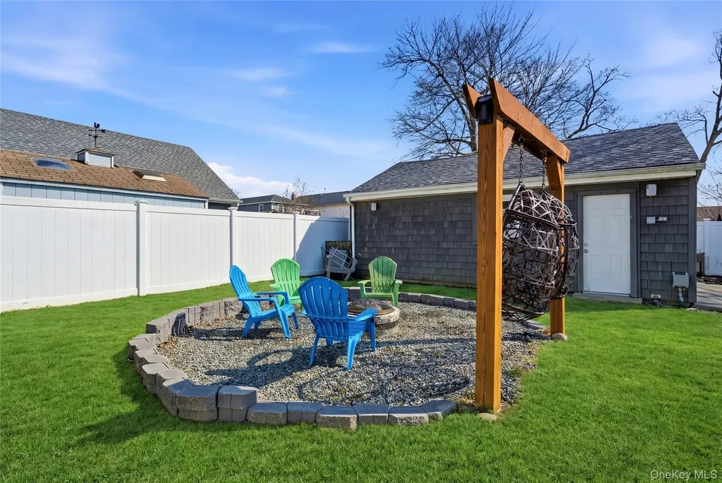 205 Oak Street Patchogue NY 11772