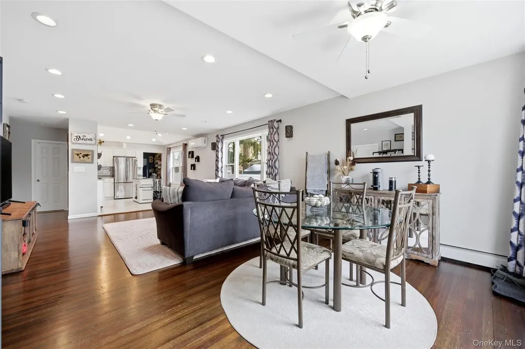 205 Oak Street Patchogue NY 11772