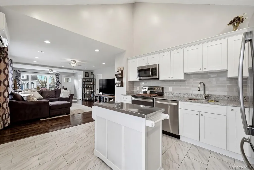 205 Oak Street Patchogue NY 11772