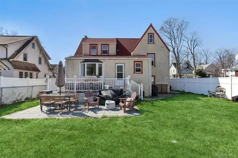 229 N Regent Street Port Chester NY 10573