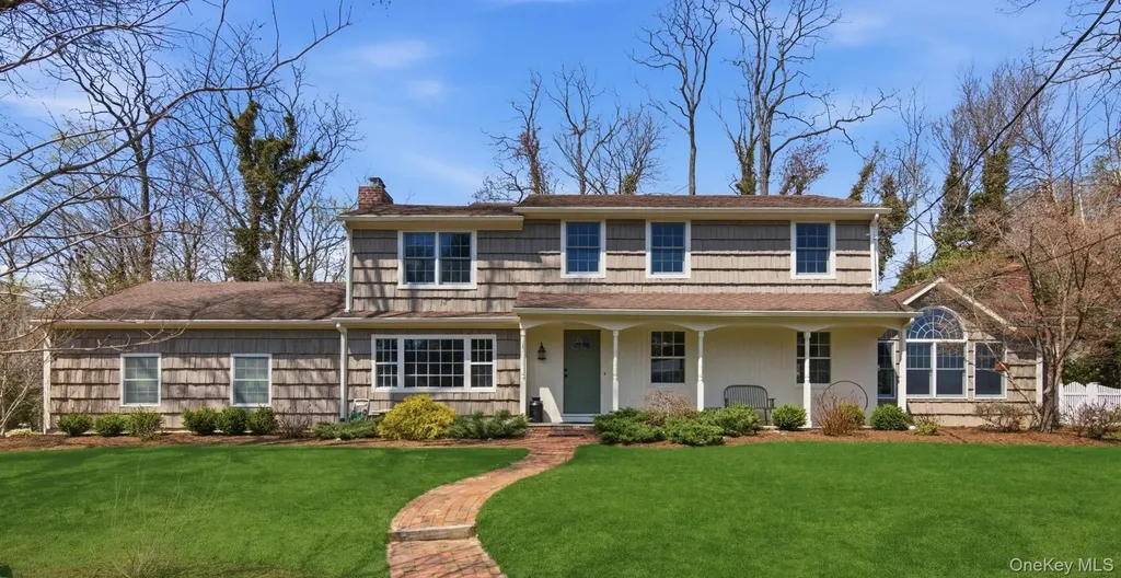 1 Carriage Court Stony Brook NY 11790