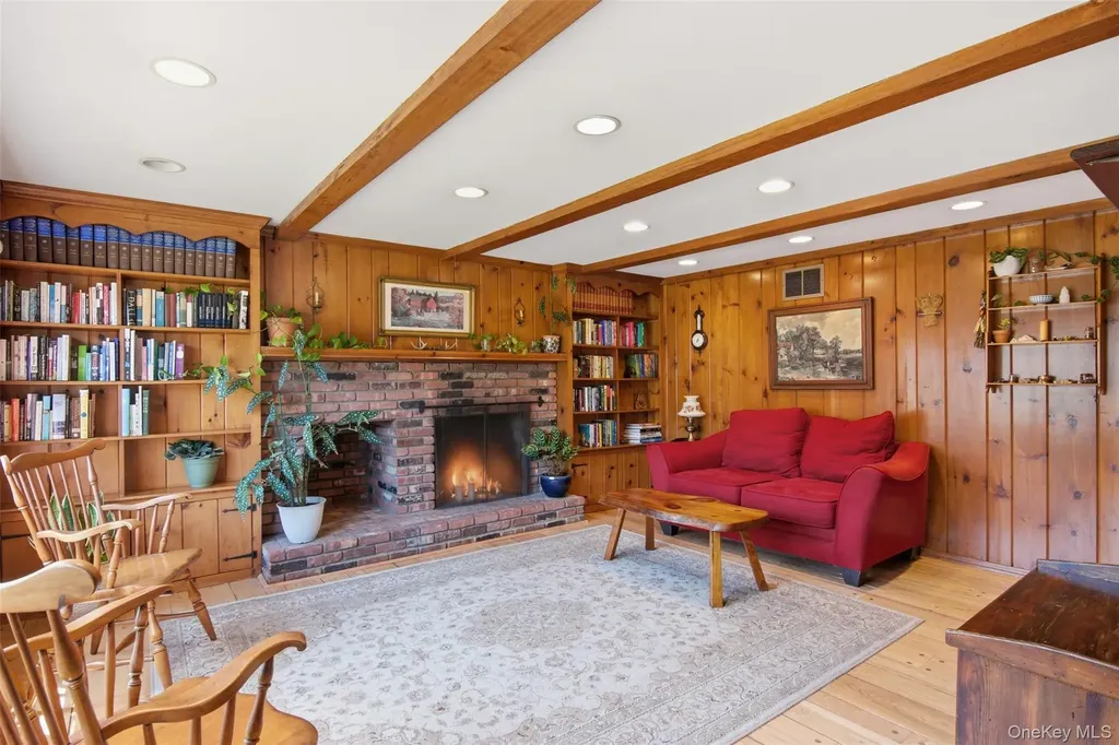 1 Carriage Court Stony Brook NY 11790