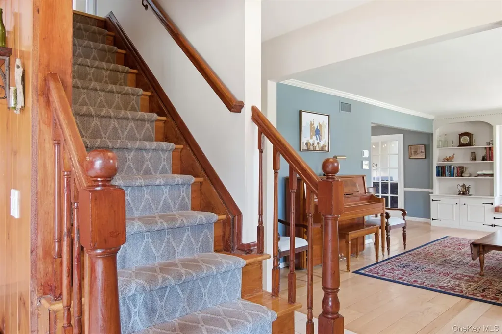 1 Carriage Court Stony Brook NY 11790