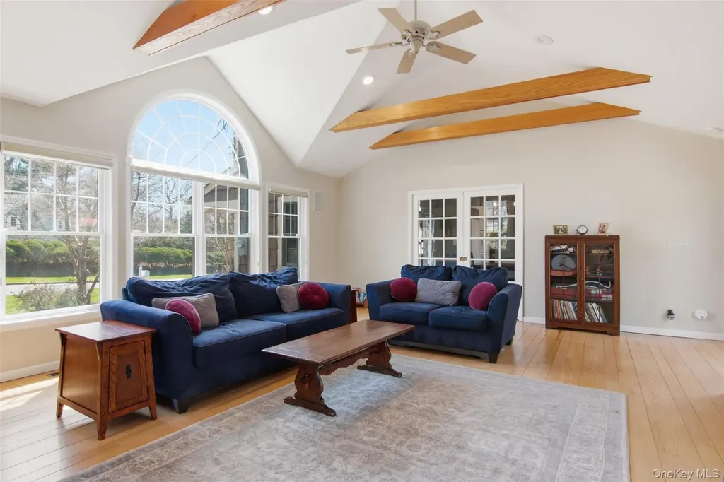 1 Carriage Court Stony Brook NY 11790