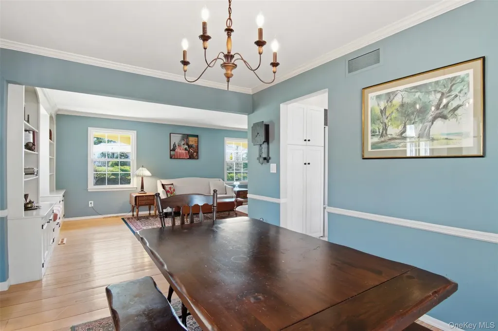1 Carriage Court Stony Brook NY 11790