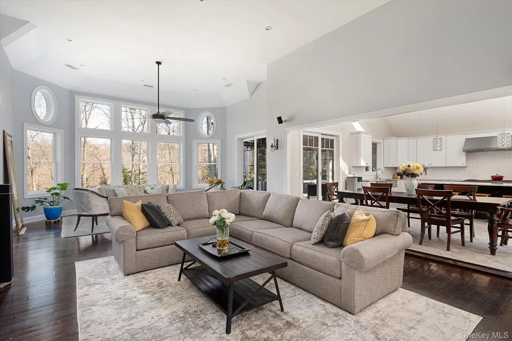 7 Riga Lane Melville NY 11747