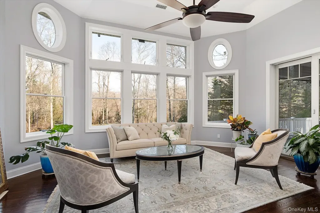 7 Riga Lane Melville NY 11747