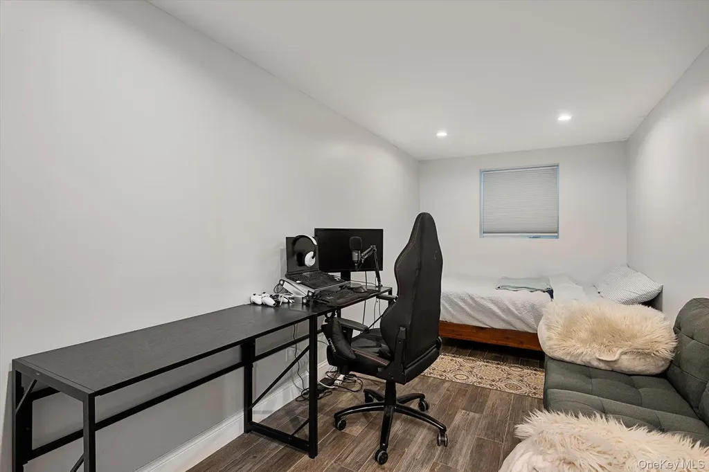 7 Riga Lane Melville NY 11747