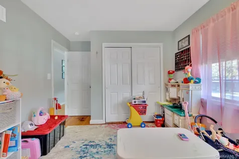 14 W Dogwood Drive Poughkeepsie NY 12601