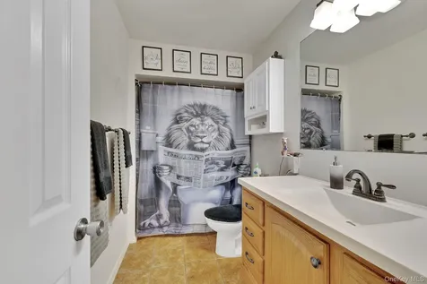 14 W Dogwood Drive Poughkeepsie NY 12601