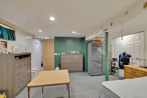 14 W Dogwood Drive Poughkeepsie NY 12601