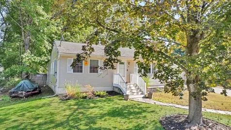 14 W Dogwood Drive Poughkeepsie NY 12601