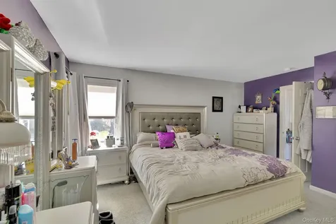 14 W Dogwood Drive Poughkeepsie NY 12601