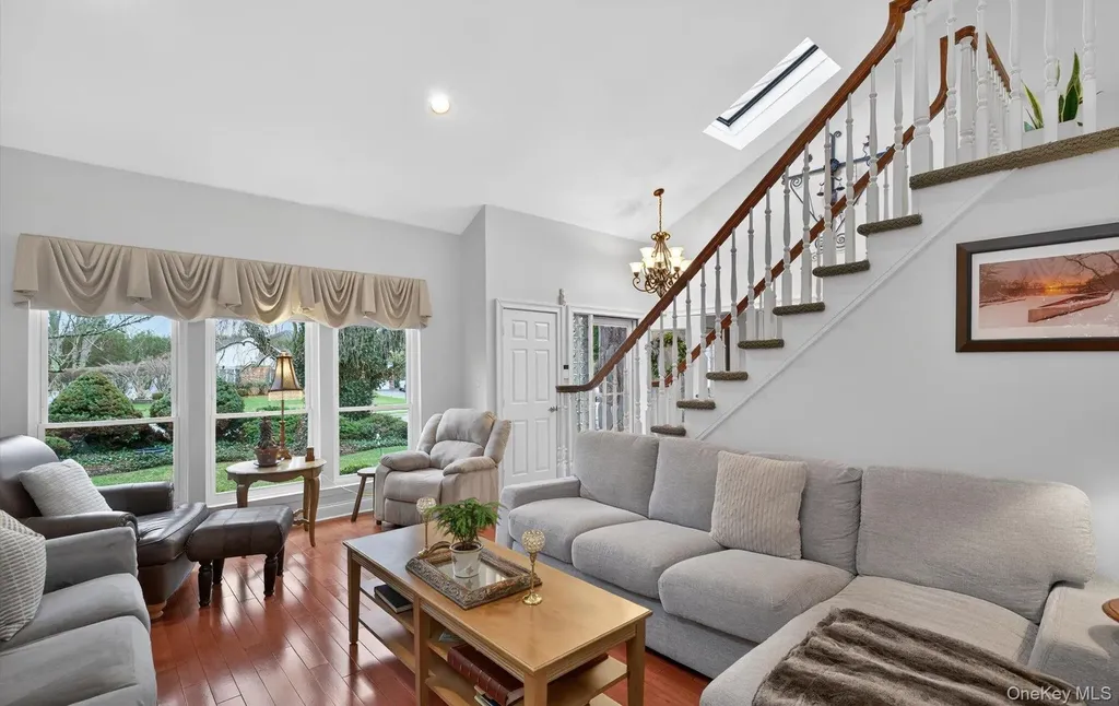 28 Timber Ridge Drive Commack NY 11725