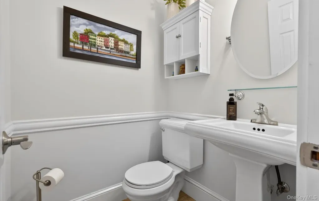 28 Timber Ridge Drive Commack NY 11725