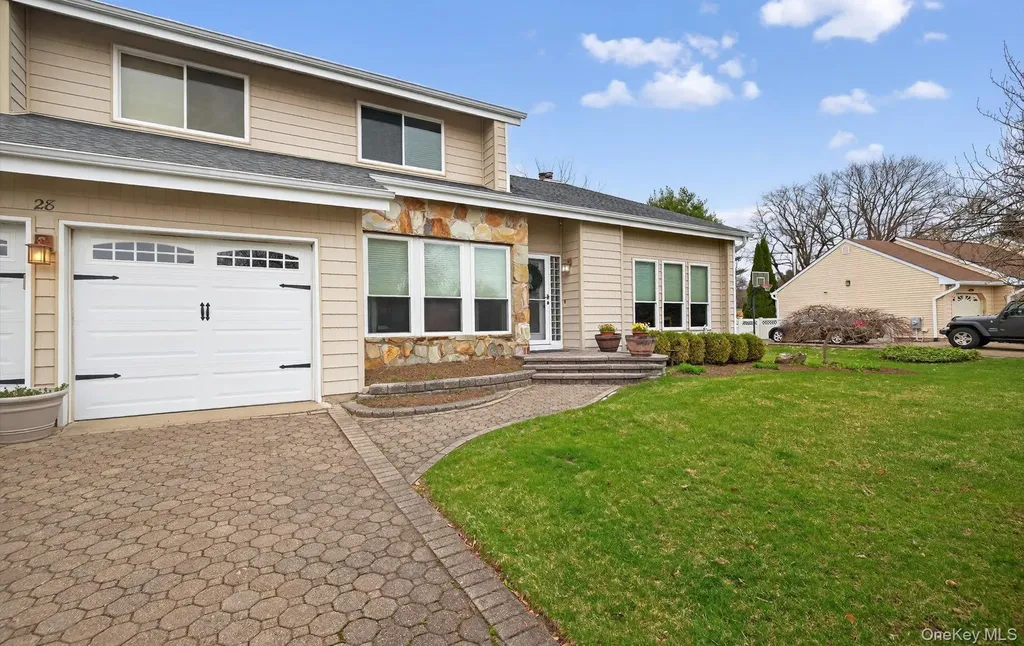 28 Timber Ridge Drive Commack NY 11725