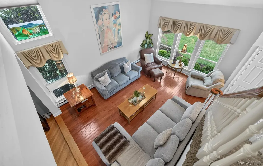 28 Timber Ridge Drive Commack NY 11725