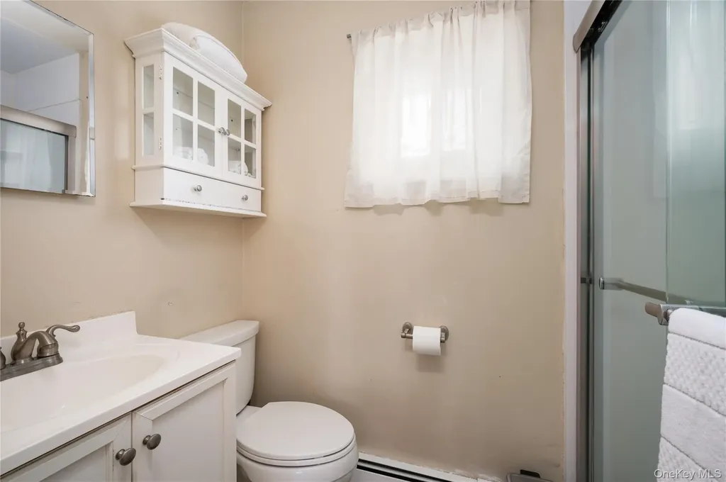 727 Outlook Avenue West Babylon NY 11704