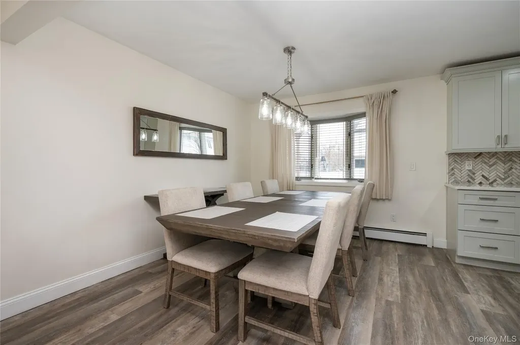 727 Outlook Avenue West Babylon NY 11704