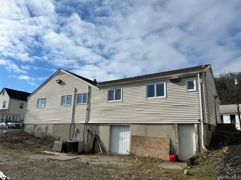 264 Orange Turnpike Sloatsburg NY 10974