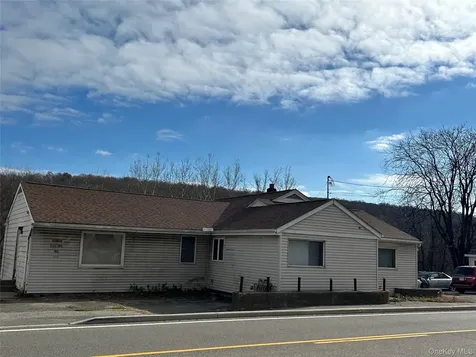 264 Orange Turnpike Sloatsburg NY 10974