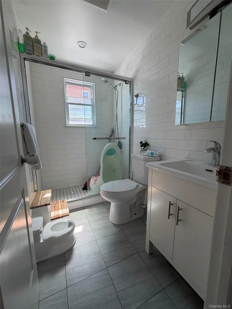 2222 Lee Street Whitestone NY 11357