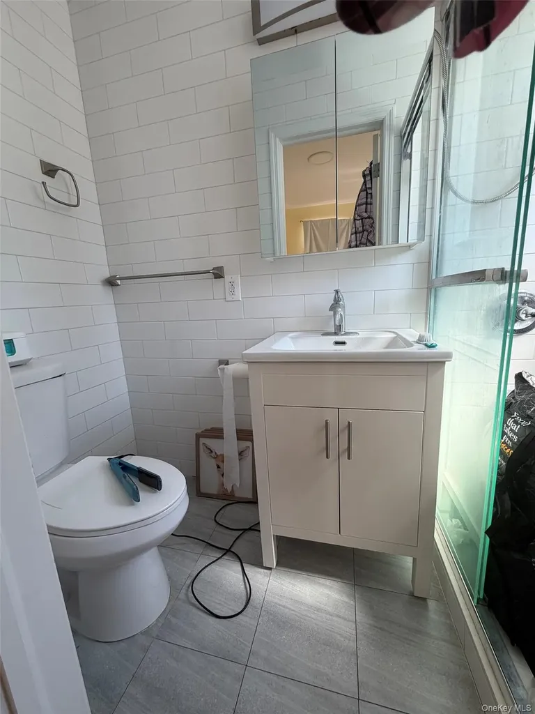 2222 Lee Street Whitestone NY 11357