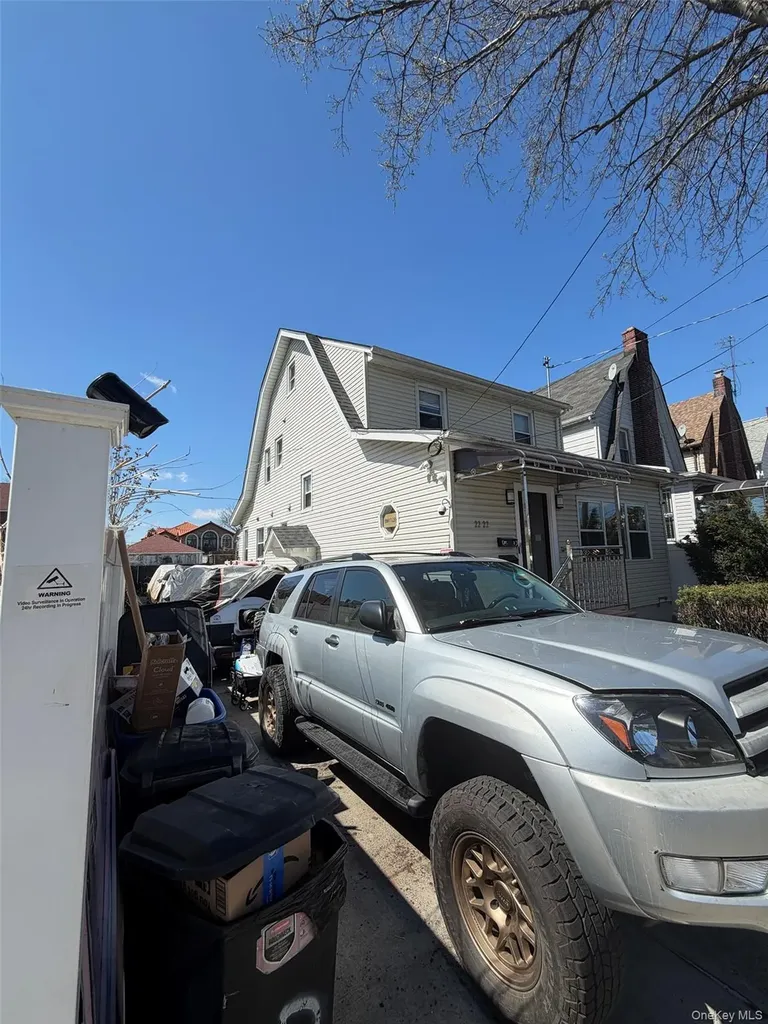 2222 Lee Street Whitestone NY 11357