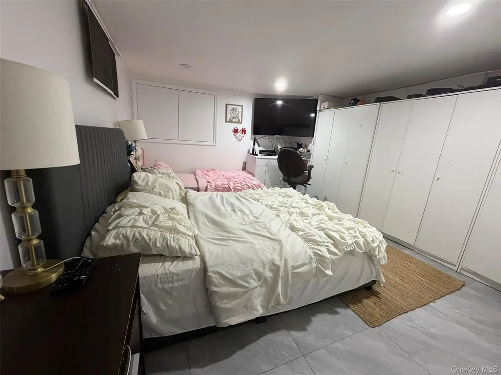 2222 Lee Street Whitestone NY 11357