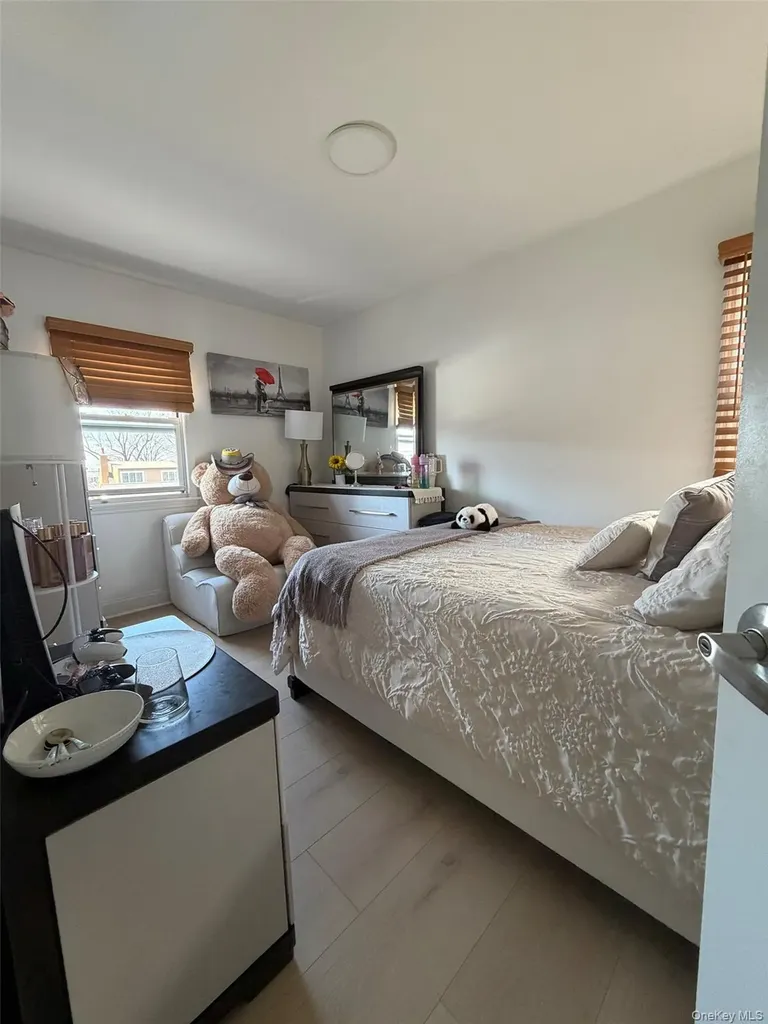 2222 Lee Street Whitestone NY 11357