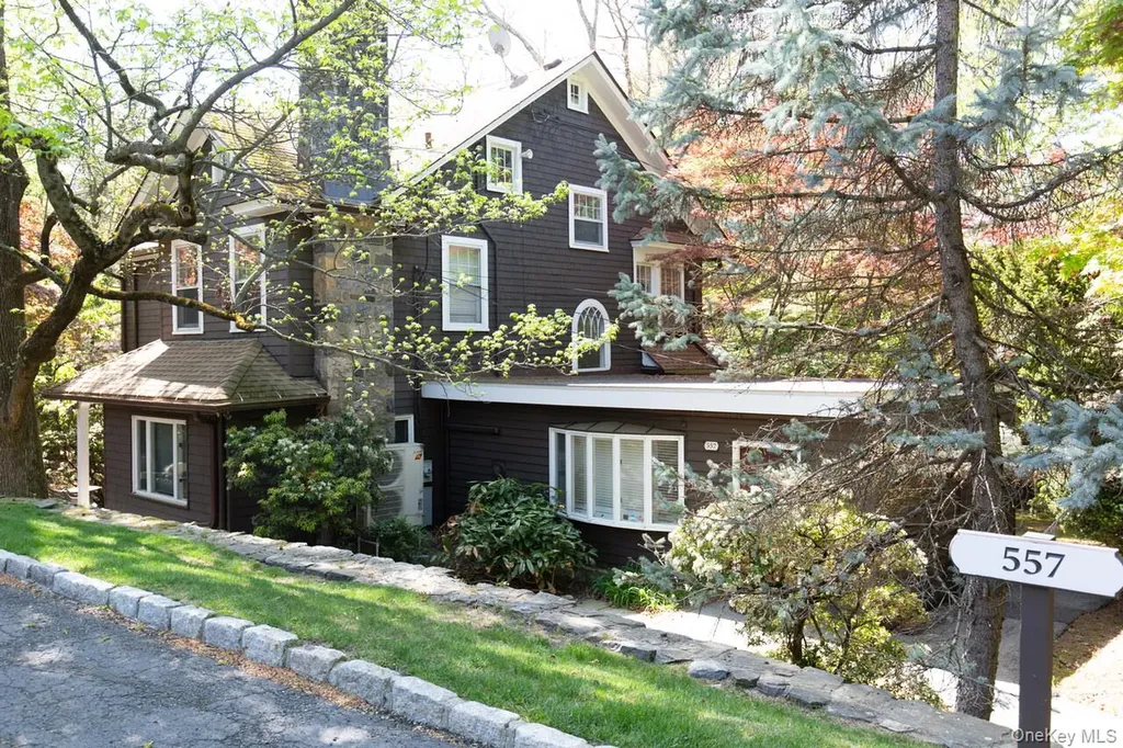 557 Martling Avenue Tarrytown NY 10591