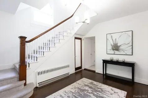 557 Martling Avenue Tarrytown NY 10591