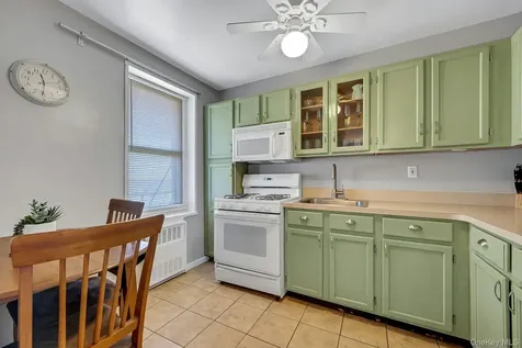 370 Westchester Avenue Port Chester NY 10573