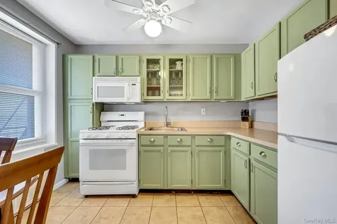 370 Westchester Avenue Port Chester NY 10573