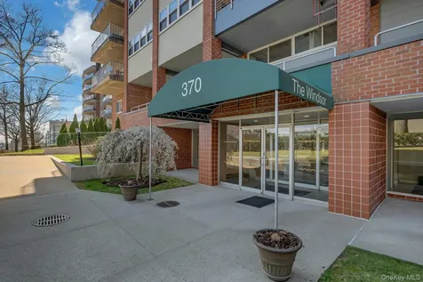 370 Westchester Avenue Port Chester NY 10573