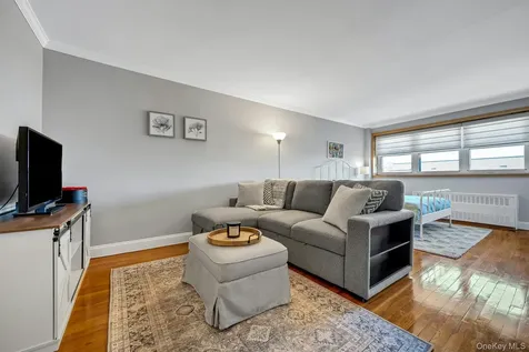 370 Westchester Avenue Port Chester NY 10573
